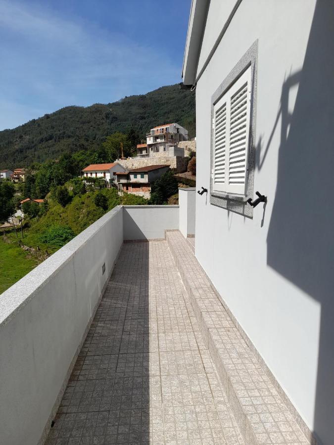 Atlantico Apartment Geres Exterior photo